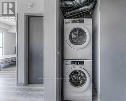 #G215 -275 Larch St, Waterloo, ON - Indoor Photo Showing Laundry Room