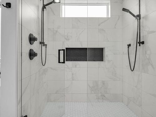 3010 Thacker Drive, West Kelowna, BC - Indoor Photo Showing Bathroom
