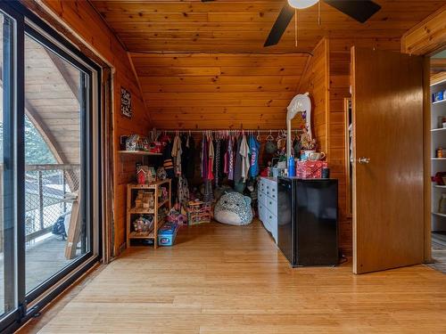 232 Highway 97B Highway, Enderby, BC - Indoor Photo Showing Other Room