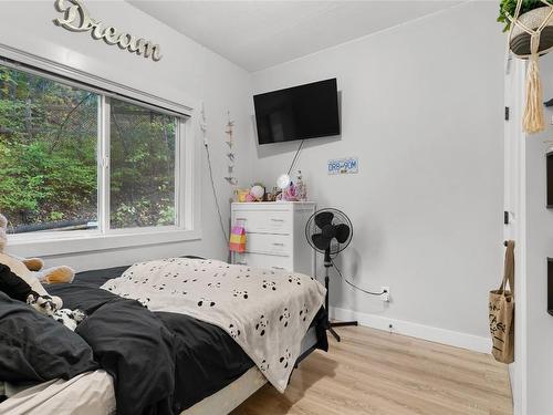 2160 Shelby Crescent, West Kelowna, BC - Indoor Photo Showing Bedroom