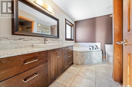 4877 Upson Road, Regina, SK - Indoor Photo Showing Bathroom