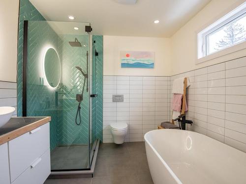 Salle de bains - 220 Rue Du Couvent, Mont-Tremblant, QC - Indoor Photo Showing Bathroom