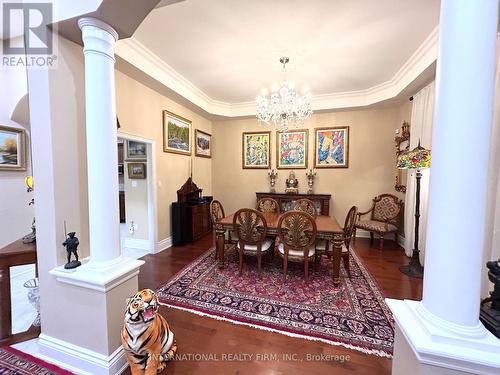 7 Wolford Court, Georgina, ON - Indoor Photo Showing Dining Room