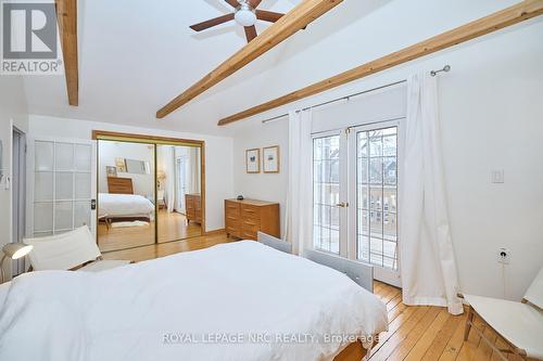 401 Maplewood Ave, Fort Erie, ON - Indoor Photo Showing Bedroom