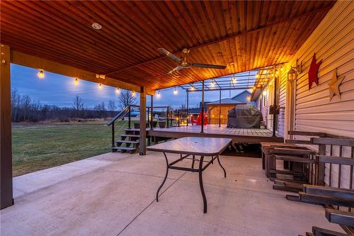 9556 David Street, West Lincoln, ON - Outdoor With Deck Patio Veranda With Exterior