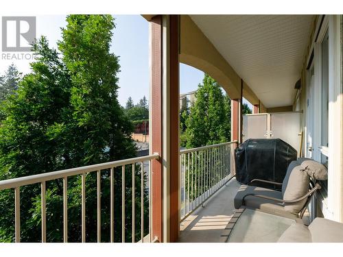 1990 Upper Sundance Drive Unit# 3217, West Kelowna, BC - Outdoor With Exterior