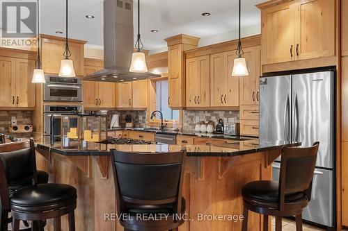 1559 York Road, Niagara-On-The-Lake, ON - Indoor Photo Showing Kitchen