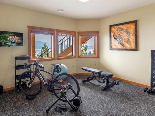 434 Viewcrest Road, Kelowna, BC - Indoor Photo Showing Gym Room