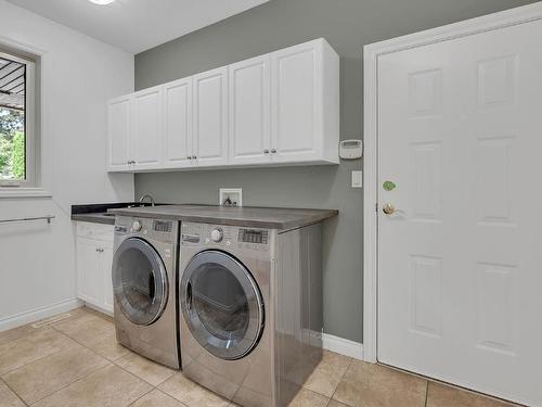 2031 Derrickson Place, Westbank, BC - Indoor Photo Showing Laundry Room