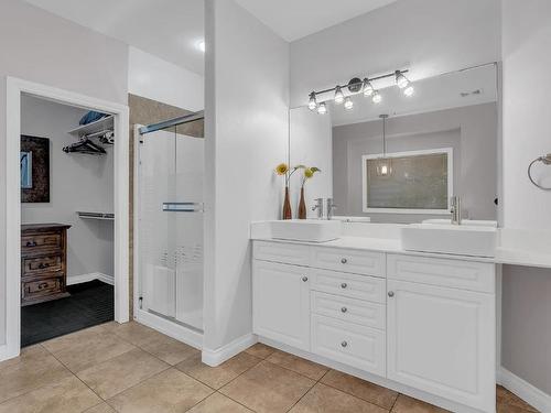 2031 Derrickson Place, Westbank, BC - Indoor Photo Showing Bathroom