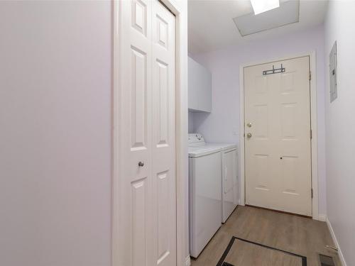 50-6400 Spencer Road, Kelowna, BC - Indoor Photo Showing Laundry Room