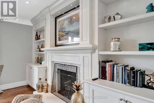 1103 Marley Crescent, Burlington, ON - Indoor With Fireplace