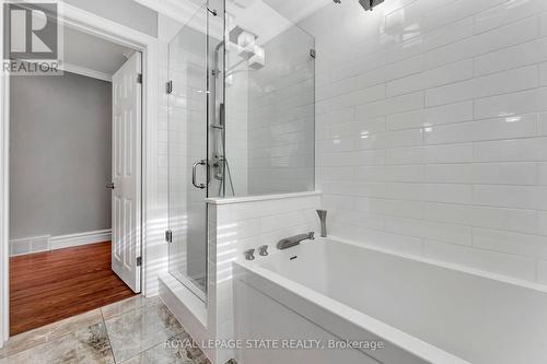 1103 Marley Crescent, Burlington, ON - Indoor Photo Showing Bathroom