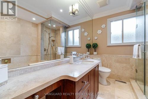 237 Derrydown Rd, Toronto, ON - Indoor Photo Showing Bathroom