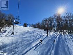 Sir Sam's Ski Hill is minutes away - 