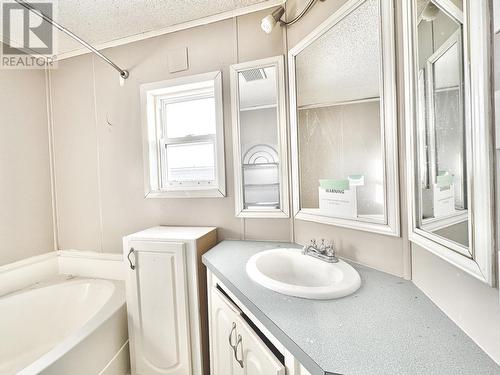 140 9207 82 Street, Fort St. John, BC - Indoor Photo Showing Bathroom