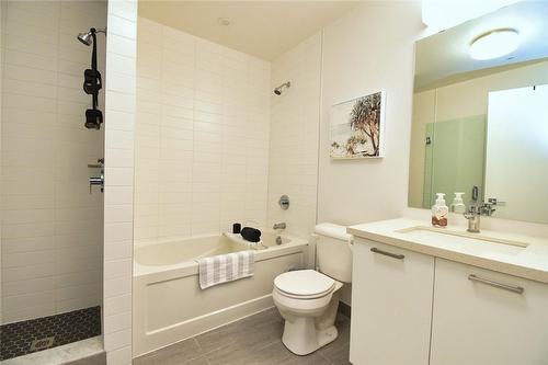 Primary Ensuite Bath - 479 Charlton Avenue E|Unit #605, Hamilton, ON - Indoor Photo Showing Bathroom