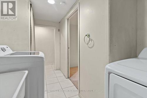 2 - 11 Colmar Place, Hamilton, ON - Indoor Photo Showing Laundry Room