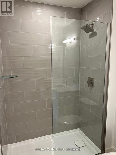 #407 -17 Cleave Ave, Prince Edward County, ON - Indoor Photo Showing Bathroom