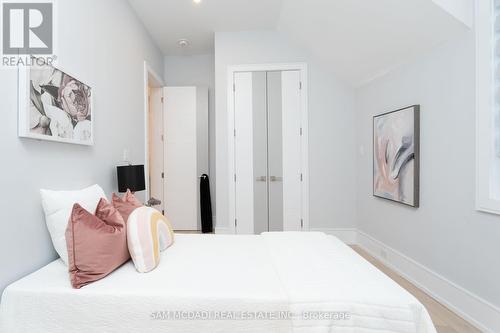168 Nelson St, Oakville, ON - Indoor Photo Showing Bedroom
