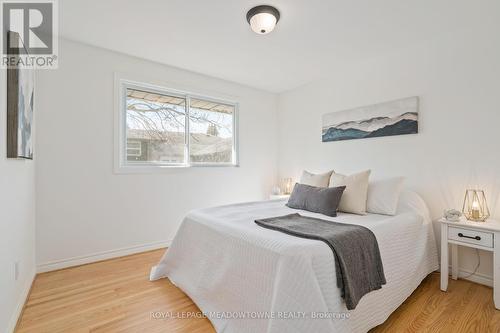 30 Regan Crescent, Halton Hills, ON - Indoor Photo Showing Bedroom