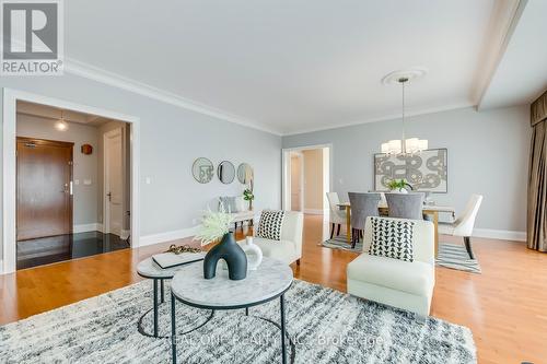 #604 -65 Port St E, Mississauga, ON - Indoor Photo Showing Living Room