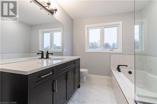 176 Foxborough Place, Thorndale, ON - Indoor Photo Showing Bathroom