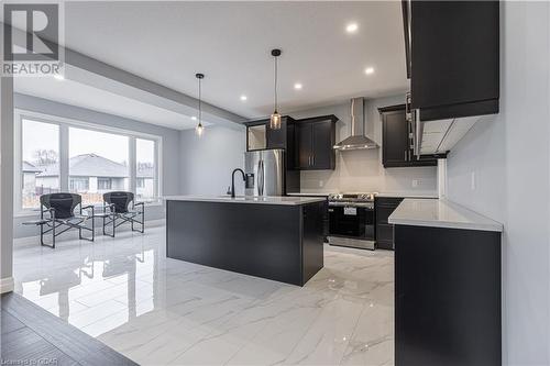 176 Foxborough Place, Thorndale, ON - Indoor Photo Showing Kitchen With Stainless Steel Kitchen With Upgraded Kitchen