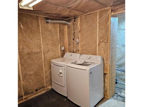 303 Martin Street, Trail, BC - Indoor Photo Showing Laundry Room