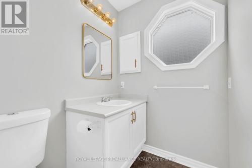 22 Mills Rd, Brighton, ON - Indoor Photo Showing Bathroom