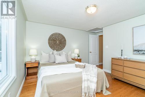 24 South Fork Dr, Kawartha Lakes, ON - Indoor Photo Showing Bedroom