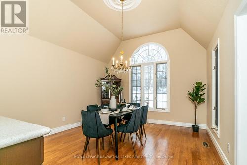 24 South Fork Dr, Kawartha Lakes, ON - Indoor Photo Showing Dining Room
