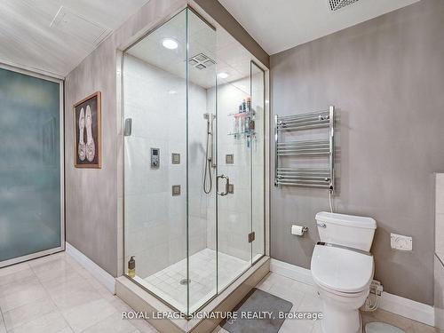 5501-60 Absolute Ave, Mississauga, ON - Indoor Photo Showing Bathroom