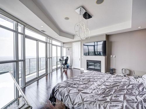 5501-60 Absolute Ave, Mississauga, ON - Indoor