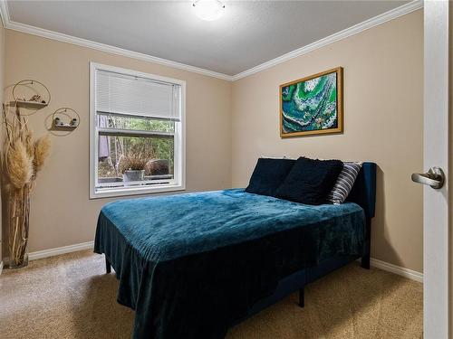 1611 Shawnigan-Mill Bay Rd, Shawnigan Lake, BC - Indoor Photo Showing Bedroom