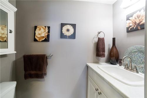 500 Green Road|Unit #614, Stoney Creek, ON - Indoor Photo Showing Bathroom