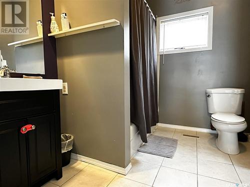 1461 104Th Street, North Battleford, SK - Indoor Photo Showing Bathroom