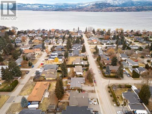 2262 Aberdeen Street N, Kelowna, BC - Outdoor With Body Of Water With View