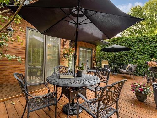 Backyard - 241 Av. Maple, Saint-Lambert, QC - Outdoor With Deck Patio Veranda With Exterior