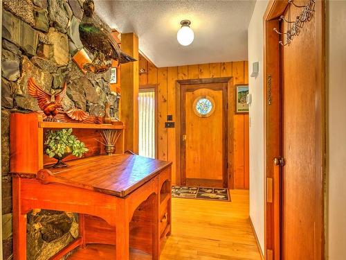 8035 Greendale Rd, Lake Cowichan, BC - Indoor Photo Showing Other Room