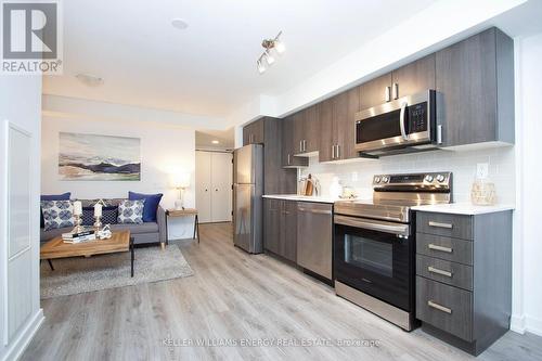 #808 -1480 Bayly St E, Pickering, ON - Indoor Photo Showing Kitchen