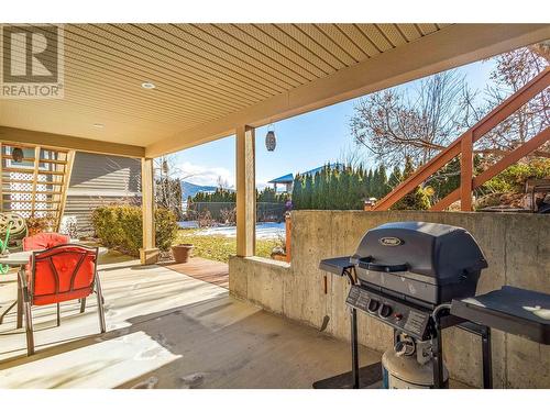 2553 Sunny Lake Court, Lake Country, BC - Outdoor With Deck Patio Veranda With Exterior