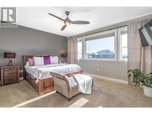 2553 Sunny Lake Court, Lake Country, BC - Indoor Photo Showing Bedroom