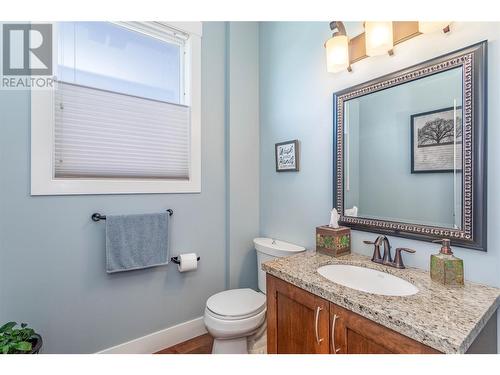 2553 Sunny Lake Court, Lake Country, BC - Indoor Photo Showing Bathroom