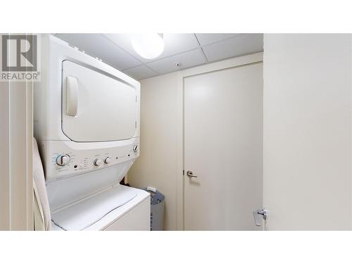 7343 Okanagan Landing Road Unit# 1233, Vernon, BC - Indoor Photo Showing Laundry Room