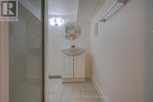 352 Macdonnell Street, Kingston, ON - Indoor Photo Showing Bathroom