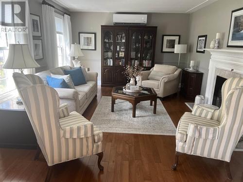 96 Madeleine St, Sault Ste. Marie, ON - Indoor Photo Showing Living Room With Fireplace