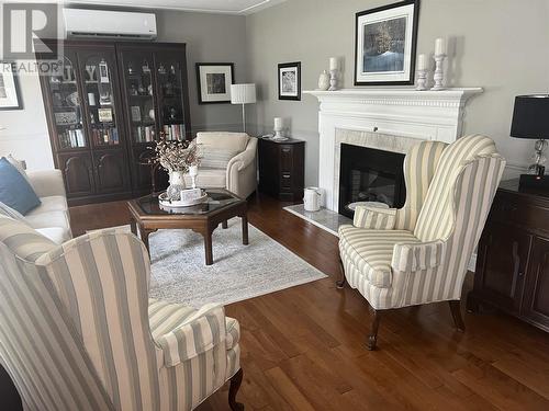 96 Madeleine St, Sault Ste. Marie, ON - Indoor Photo Showing Living Room With Fireplace