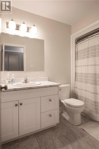 15 Durant Street, Petawawa, ON - Indoor Photo Showing Bathroom
