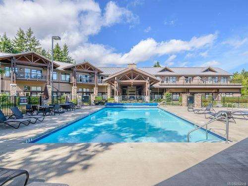 222D-1175 Resort Dr, Parksville, BC - Outdoor With Facade